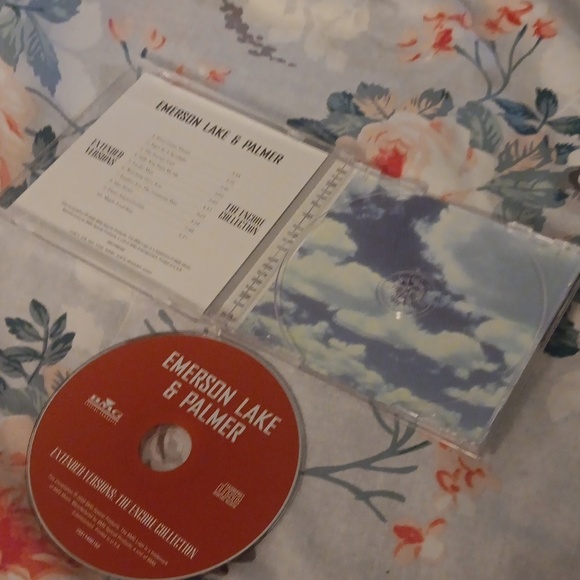 🏖 Extended versions CD - Picture 3 of 6